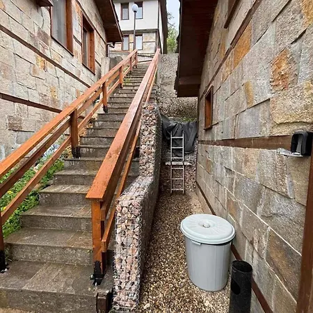 Pensión - Monte 4*